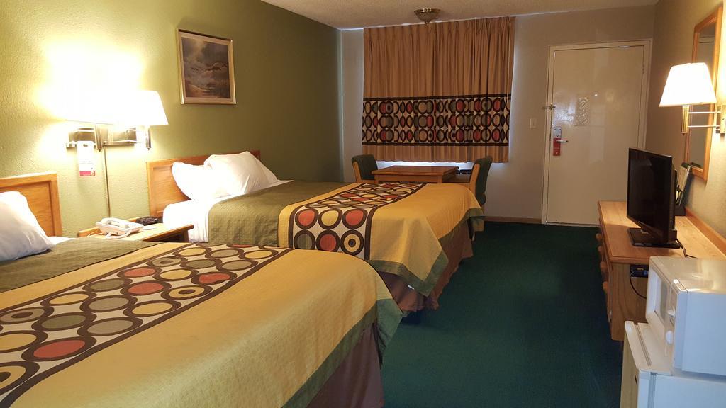 Budgetel Inn & Suites บัทเลอร์ ภายนอก รูปภาพ